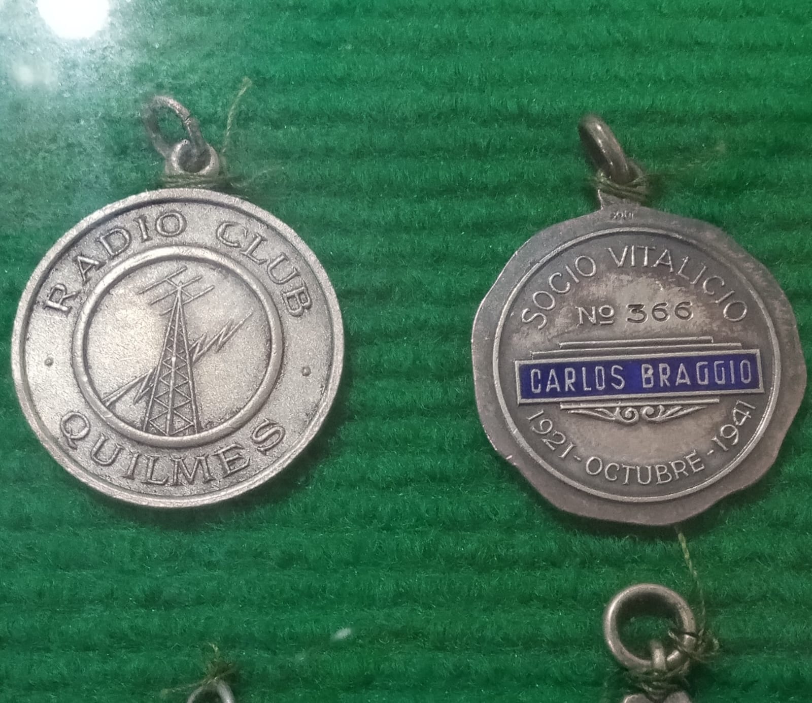 Medallas del RCQ a Carlos Braggio
